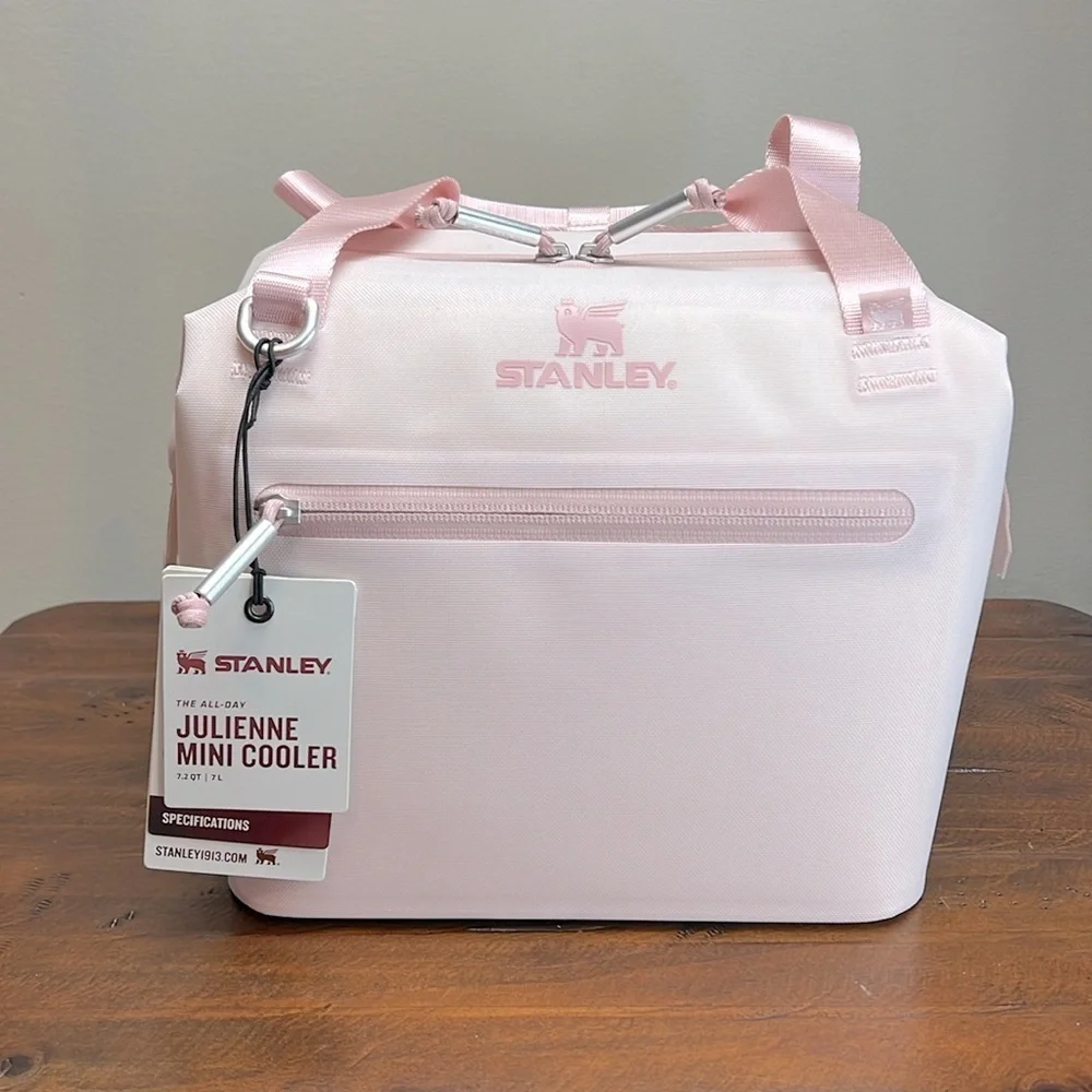 Stanley • Julienne Mini Cooler Rose Quartz - Picture 7 of 15